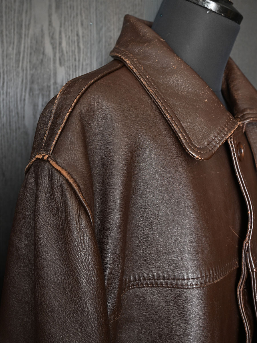 50s French Government Woorker_7